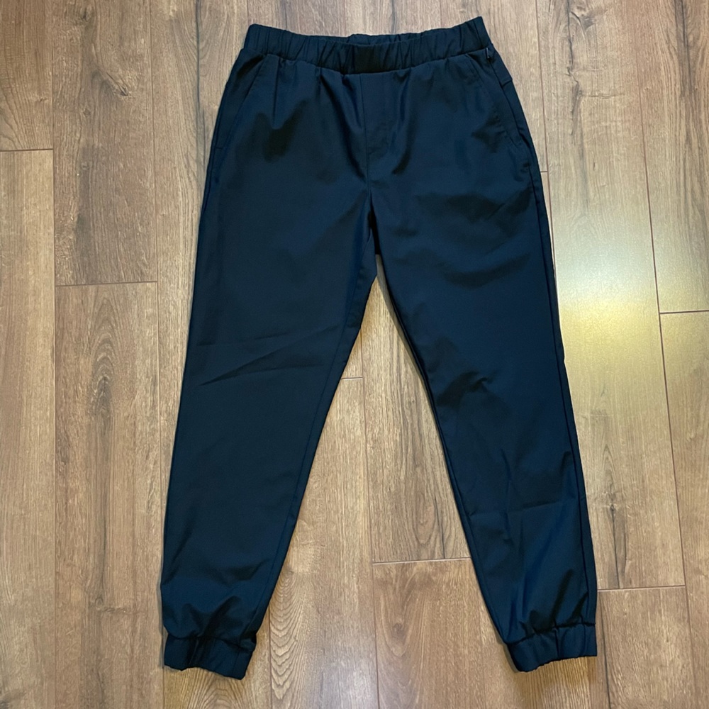 Old Navy Athletic/Golf style joggers
